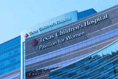 Houston, Teksas, ABD - 3 Nisan 2024: Texas Çocuk Hastanesi ve Houston 'daki Kadınlar için Pavilion. Teksas Çocuk Hastanesi, Amerikan akut bakım ve çocuk hastanesidir.