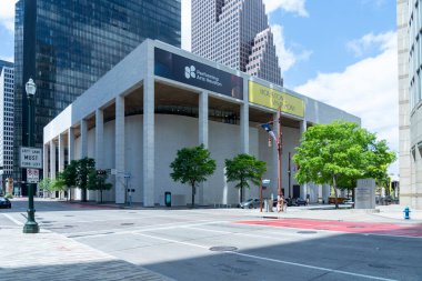 Houston, Teksas, ABD - 14 Nisan 2024: Jones Hall, Houston, Teksas, ABD. Jones Sahne Sanatları Salonu, Houston Senfonisi, Sahne Sanatları Derneği 'nin evidir..