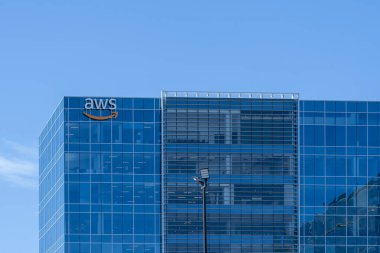 Houston, Teksas, ABD - 13 Nisan 2024 AWS, Amazon Web Servisleri, Houston, Teksas, ABD.