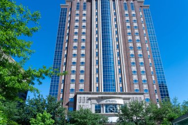 Houston, Teksas, ABD - 4 Nisan 2024: Harris County Sivil Mahkemesi Houston, Teksas, ABD