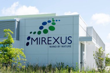 Guelph, ON, Kanada - 28 Haziran 2020: Guelph, ON, Kanada 'daki Mirexus karargahı. Mirexus, kişisel bakım için yeni ve sürdürülebilir bir glikojen kaynağı sunan Kanadalı bir şirket..
