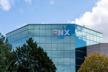 Mississauga, On, Kanada - 24 Ekim 2020: Mississauga, On, Kanada 'da Fnx-Innov şirket tabelası görüldü. FNX-INNOV çeşitli sektörlerde hizmet veren Kanadalı bir mühendislik şirketidir..