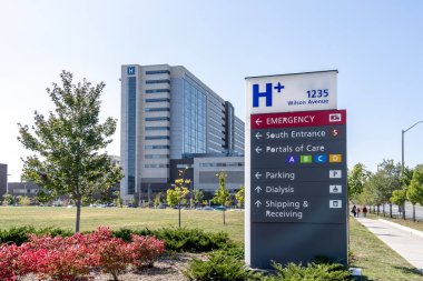 Kuzey York, Toronto, Kanada - 23 Eylül 2020: Humber River Hastanesi 23 Eylül 2020 tarihinde Kuzey York, Toronto, Kanada 'da gösterildi.
