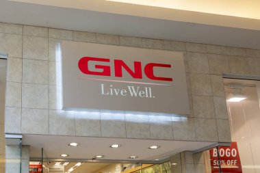 Guelph, Ontario, Kanada - 28 Haziran 2020: GNC mağaza tabelası. GNC Holding Inc., sağlık ve beslenme ürünleri satan bir Amerikan şirketidir..