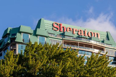 Niagara Şelalesi, Ontario, Kanada - 4 Eylül 2019: Sheraton Otelleri ve Resorts uluslararası bir otel zinciri..