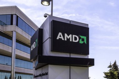 Markham, Ontario, Kanada - 21 Mayıs 2018: Markham, Ontario, Kanada 'daki AMD bürosunun işareti. Gelişmiş Mikro Cihazlar A.Ş. (AMD), ABD 'li yarı iletken şirket..