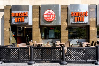 Toronto, Kanada - 31 Temmuz 2019: Toronto 'da Sunset Grill restoranı. Sunset Grill, Kanada merkezli bir fast food restoran zinciri.