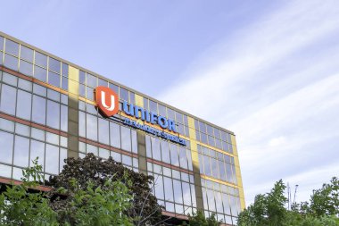 Toronto, Kanada - 1 Haziran 2018: Toronto 'daki Unifor ofis binası. Unifor, Kanada 'da 310.000 işçi ve yardımcı üyeden oluşan genel bir sendikadır..