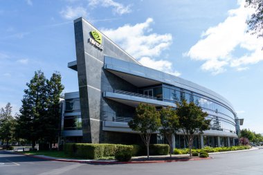 Santa Clara, Ca - 1 Şubat 2018: NVIDIA Corp, yapay zeka bilgisayar, Gpu, Tesla, Quadro mucidi lideri, Geforce ekran kartı, 3d oyun, 3d görme gücü. Bina closeup ve logosu
