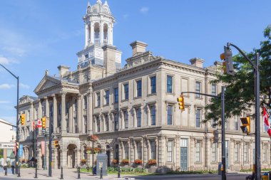 Victoria Hall, Cobourg şehrinin yerel yönetim merkezi.