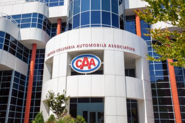 CAA British Columbia merkezi Burnaby, British Columbia, Kanada - 7 Temmuz 2023. British Columbia Automobile Association (BCAA), kar amacı gütmeyen bir kuruluştur..