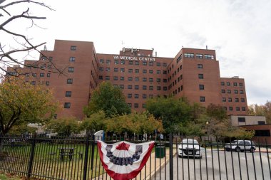 Onbaşı Michael J. Crescenz VA Tıp Merkezi, Philadelphia, PA, ABD, 4 Kasım 2023, Philadelphia 'da ve çevresindeki altı ilçede gazilere hizmet veren bir eğitim hastanesi..