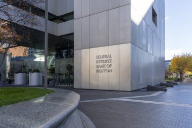Boston Federal Rezerv Bankası 11 Kasım 2023 'te 600 Atlantic Bulvarı, Boston, MA, ABD' de. Boston Federal Rezerv Bankası, Federal Rezerv Sistemi 'ndeki 12 bankadan biridir..