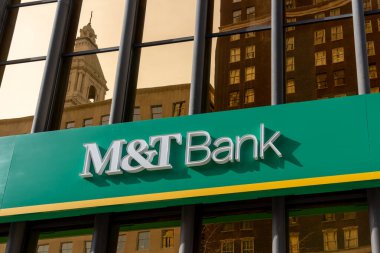 M ve T Bankası binanın etrafını sarmış. Hartford, Connecticut, ABD, 8 Kasım 2023. M ve T Bank Corporation, bir Amerikan bankası holding şirketidir..