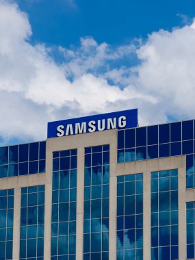 Ridgefield Park, NJ, ABD - 23 Ağustos 2022: ABD 'nin Ridgefield Park kentindeki Samsung Electronics America Corporate ofisi. Samsung bir Güney Kore üretim şirketi..