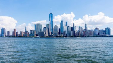 Liberty Island, New York, ABD 'den Manhattan manzarası