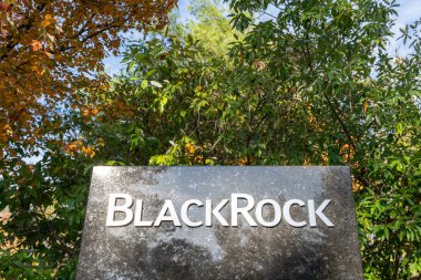 6 Kasım 2023 'te Wilmington, DE, ABD' deki Bellevue Pkwy 'deki Blackrock ofisinin önünde bir tabela. BlackRock, Inc. çok uluslu bir Amerikan yatırım şirketidir..