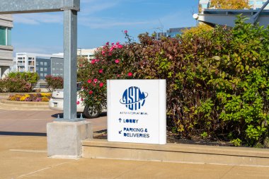 ASTM Uluslararası Dünya Merkezi 6 Kasım 2023 'te Batı Conshohocken, Pennsylvania, ABD' de. ASTM International uluslararası bir standart örgütüdür..