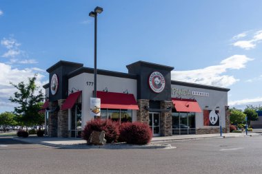 Ontario, OR, USA - 18 Haziran 2023: Ontario, ABD 'de Idaho Bulvarı' nda bir Panda Express restoranı.