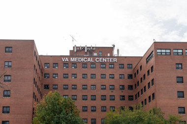 Onbaşı Michael J. Crescenz VA Tıp Merkezi, Philadelphia, PA, ABD, 4 Kasım 2023, Philadelphia 'da ve çevresindeki altı ilçede gazilere hizmet veren bir eğitim hastanesi..