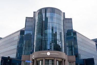 Minneapolis, Minnesota 'daki Uyku Numarası Merkezi, 5 Mayıs 2023. Uyku Numarası Amerikalı bir üretici..