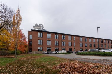 Providence, RI, ABD 'deki 555 Valley caddesindeki eski Amerikan Lokomotif Şirketi (ALCO) otomobil binaları, 10 Kasım 2023.