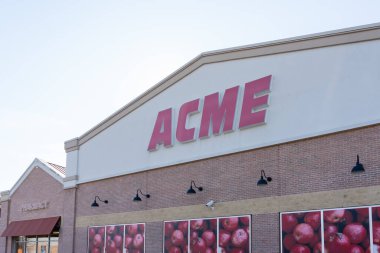 Wayne, Pennsylvania, ABD - 6 Kasım 2023: Wayne, Pennsylvania, ABD 'de 700 W Lancaster Bulvarı' ndaki ACME Pazarları. Acme Market Şirketi bir süpermarket zinciri..