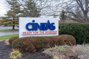 Cintas Merkezi Kampüsü, Mason, OH, ABD, 28 Aralık 2021. Cintas, şirketlere giysi, üniforma ve temizlik malzemeleri sağlayan bir Amerikan şirketidir..