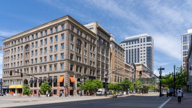 12 Mayıs 2023 'te ABD' nin Utah kentindeki Salt Lake City 'nin sokak manzarası. Salt Lake City, ABD 'nin Utah eyaletinin başkenti ve en kalabalık şehridir..