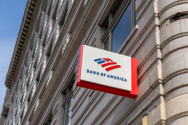 Salt Lake City, Utah, ABD 'de 12 Mayıs 2023' te bir Bank of America tabelası. Bank of America Corporation, Amerikan yatırım bankası ve finansal hizmetler holding şirketidir..