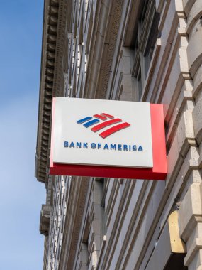 Salt Lake City, Utah, ABD 'de 12 Mayıs 2023' te bir Bank of America tabelası. Bank of America Corporation, Amerikan yatırım bankası ve finansal hizmetler holding şirketidir..