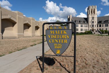 West Point, New York, ABD - 23 Ağustos 2022: ABD Askeri Akademisi Ziyaretçi Merkezi West Point, New York, ABD. Ziyaretçi Merkezi, ABD Askeri Akademisi 'ne gelen tüm ziyaretçiler için bir başlangıç noktası sağlar..