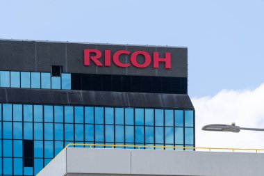 Wellington, Yeni Zelanda - 11 Şubat 2024: Wellington, Yeni Zelanda 'daki Ricoh ofis binası. Ricoh Şirketi bir Japon çokuluslu görüntü ve elektronik şirketidir..