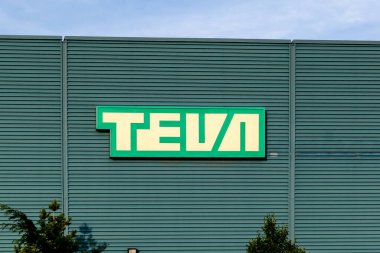 Markham, Ontario, Kanada - 29 Haziran 2018: Teva Canada Markham üretim tesisini imzalayın. Teva Pharmaceutical Industries Ltd., İsrailli çok uluslu bir ilaç şirketi..