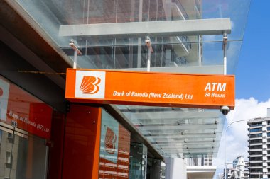 Wellington, Yeni Zelanda - 11 Şubat 2024: Wellington, Yeni Zelanda 'daki Baroda ATM Bankası.