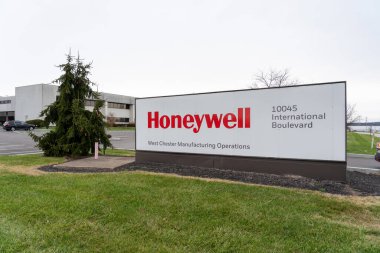 West Chester, OH, USA - 28 Aralık 2021: West Chester, OH, ABD 'deki Honeywell West Chester İmalat İşletme Tesisi. Honeywell International bir Amerikan holdingi şirketi..