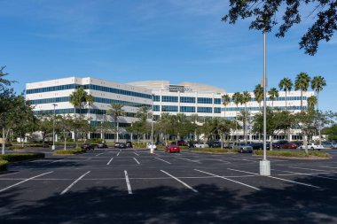 St. Petersburg, FL, ABD - 8 Ocak 2022: Transamerica Finansal Danışmanlar Merkezi St. Petersburg, FL, ABD, Broker-Satıcı ve Kayıtlı Yatırım Danışmanı.