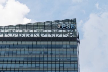 Manila, Filipinler - 13 Şubat 2025: PSE (Filipin Borsası) Filipin Menkul Kıymetler Borsası Merkezi.