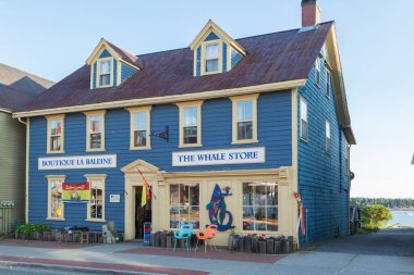 St. ANDREWS, NB, CANADA - AUGust 6, 2017: Kanada 'nın en büyük ulusal tarihi binalarından biri olan NB' deki St. Andrews (Deniz Kenarı) Miras Binası.