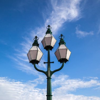 NEW BRUNSWICK, CANADA - 8 Ağustos 2017: Üç Kardeş Işığı, Saint John, New Brunswick 'teki St. Patricks Meydanı' nda seyir ışığı. Bu bölgedeki ilk ışık 1842 'deki bir gaz lambasıydı..