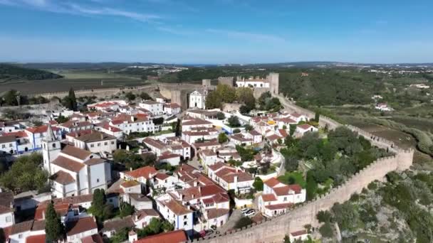 Город Обидос Португалии Расположен Вершине Холма Окружённый Укреплённой Стеной Знаменитое — стоковое видео