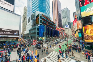 New York Times Meydanı Noel 'den Sonra Turistle