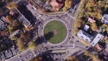 Aziz Kilisesi. Peter ve Paul, Vilnius, Litvanya 'da. Hava görüntüsü. Drone. Sonbahar Arkaplanı.