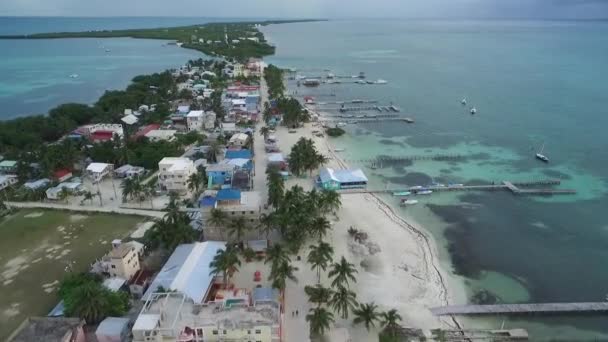 Caye Caulker Island Caribbean Sea Belize Drone Point View — Vídeo de stock