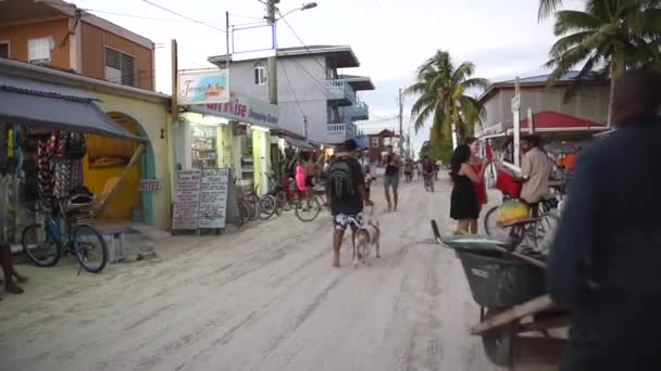 Caye Caulker Island Belize Caribbean Sea Island People Sandy Street — Video