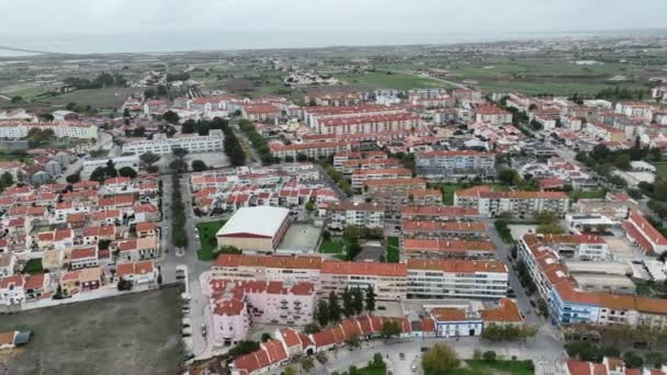 Montijo Stadsbild Portugal Drone Point View Floden Tagus Bakgrunden — Stockvideo