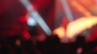 Konser salonu, konser ışıkları, seyirci stadyumu modern disko ışığı. Kalabalık Olay