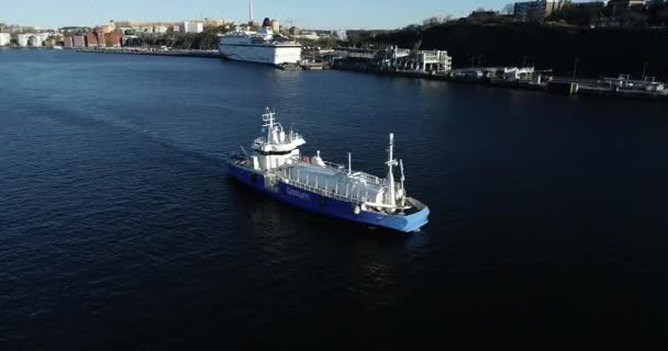 Gasum Ship Sea Gas Stockholm Sweden Lng Deliveries Bunkering — Stockvideo