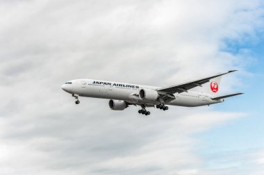 JA731J Japan Airlines Boeing 777 Landing in London Heathrow International Airport. England.