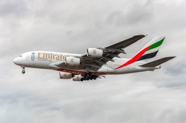 E6-EEX Emirates Airlines Airbus a380 Landing in London Heathrow International Airport. England.